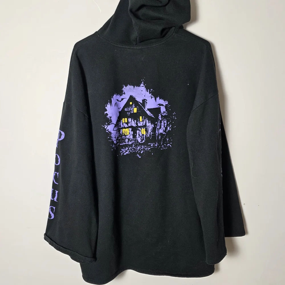 Disney Her Universe Hocus Pocus Oversized Hoodie XXL Haunted House Witch Graphic - Picture 8 of 8